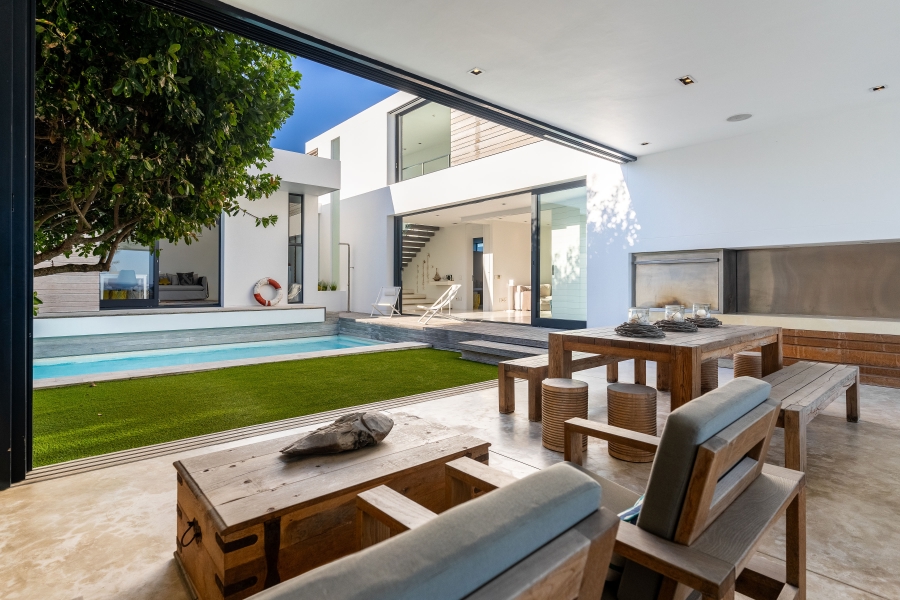 6 Bedroom Property for Sale in Yzerfontein Western Cape